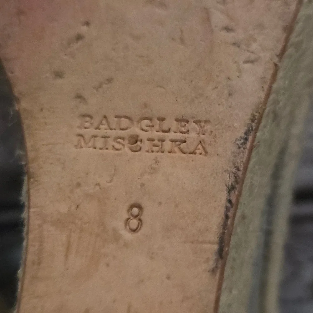 Sz 8 Badgley Mischka Bermuda Silver Leather Espadrille Wedge Sandals VGUC